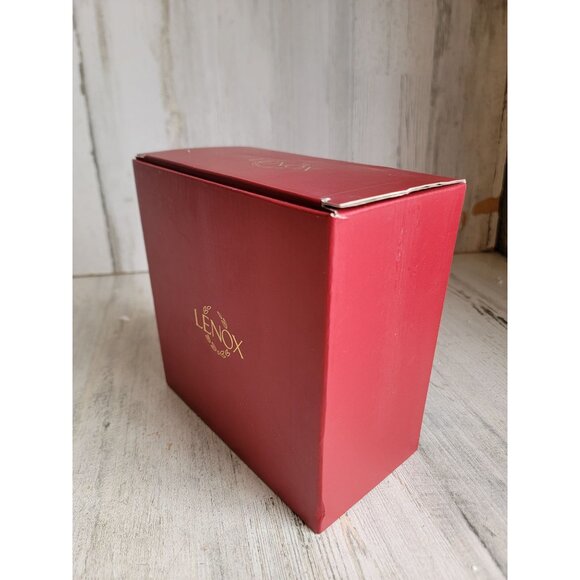 Lenox NEW Manger nativity scene mistletoe Park set Xmas enesco - Picture 5 of 6